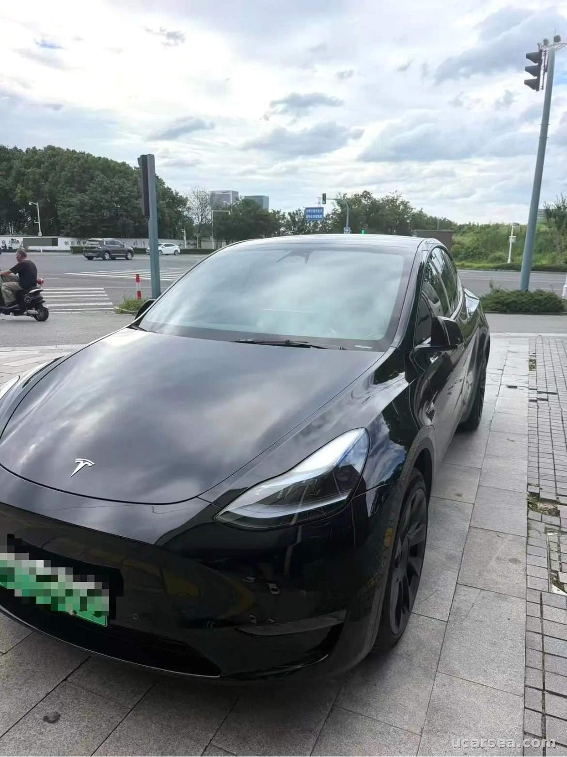 2023 Tesla Model Y 2023
