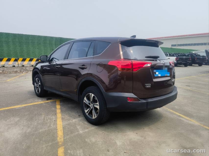 Toyota RAV4 2015 photo 5