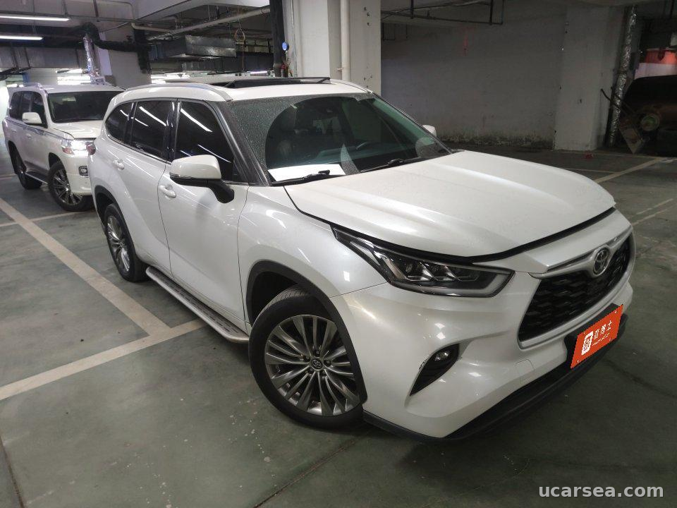 Toyota Highlander 2022 380T 7 photo 1