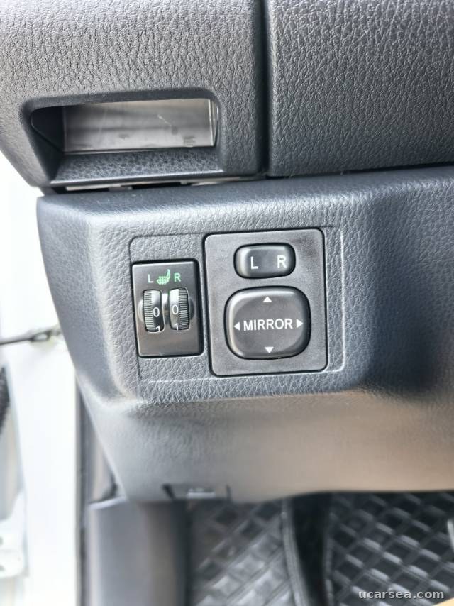 Toyota 2022 YARiS L X PLUS photo 8