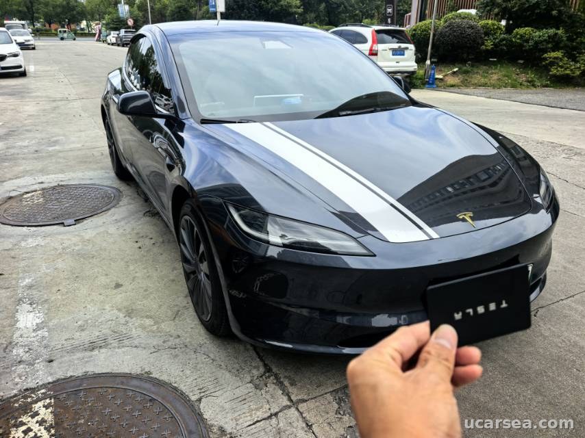 Tesla Model 3 2023 photo 1