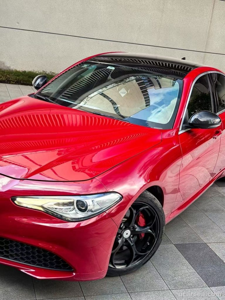 Giulia 2017 Giulia 280HP Sport photo 1