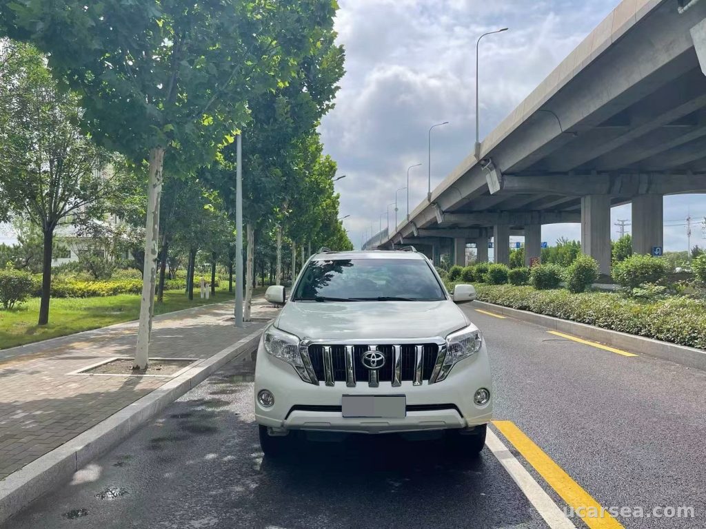 Toyota Prado 2016 Standard photo 1