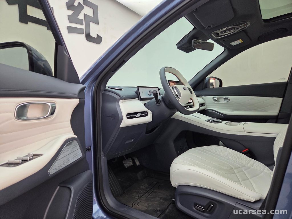 Geely 7 EM-i 2025 2025 7 EM-i 120km + photo 8