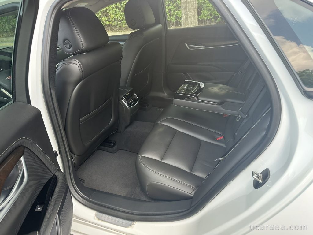 Cadillac XTS 2018 28T photo 5