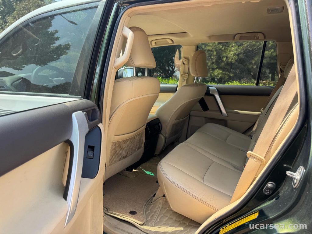 Toyota Prado 2015 Standard photo 6