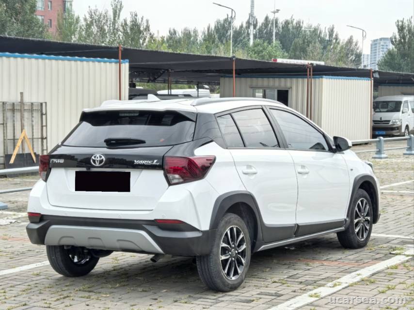 Toyota 2022 YARiS L X PLUS photo 7