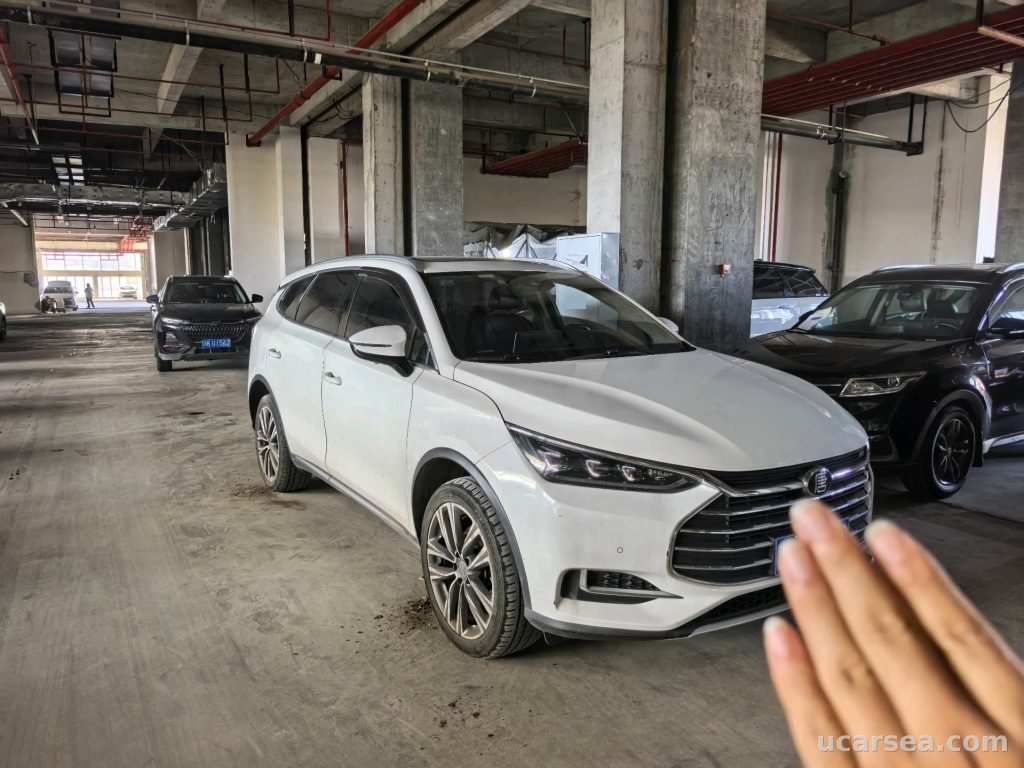 BYD Tang 2018 7 photo 6