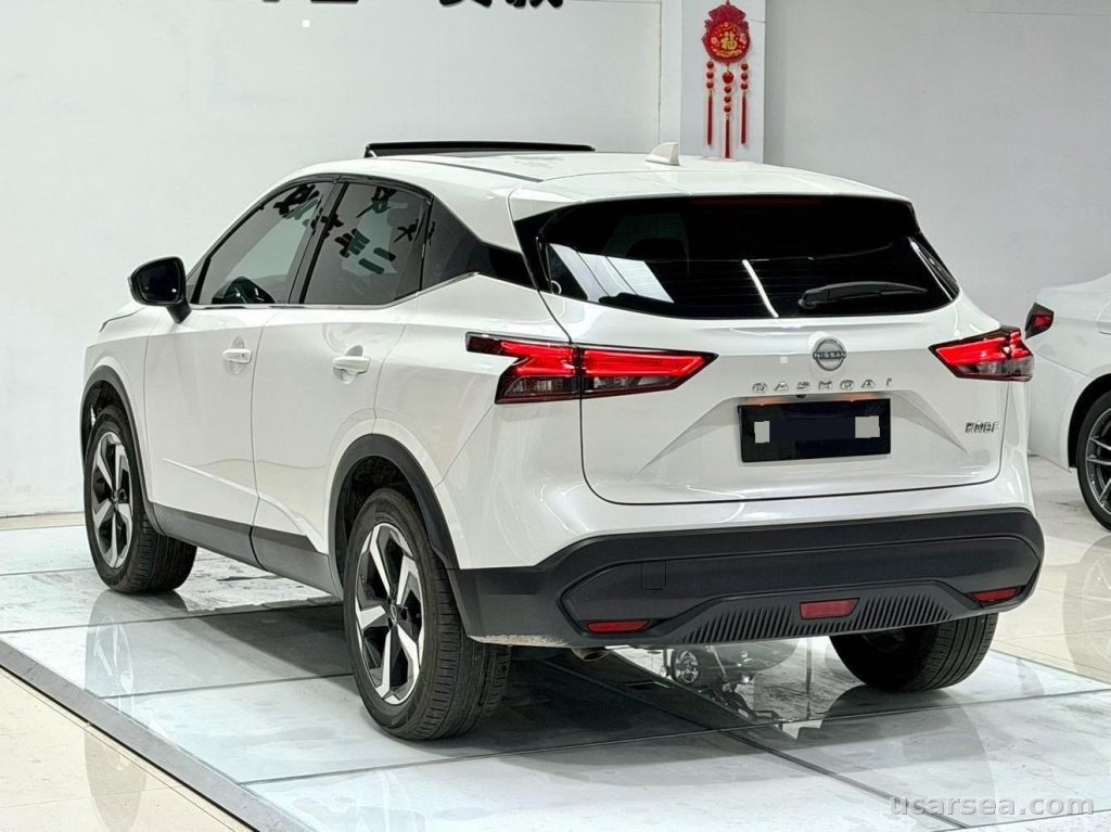Nissan Qashqai 2023 Luxury photo 3