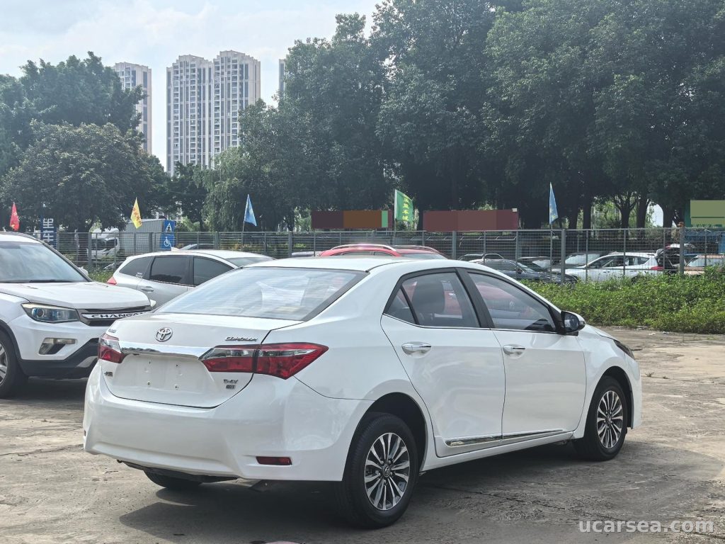 Toyota Corolla 2018 GL-i photo 8