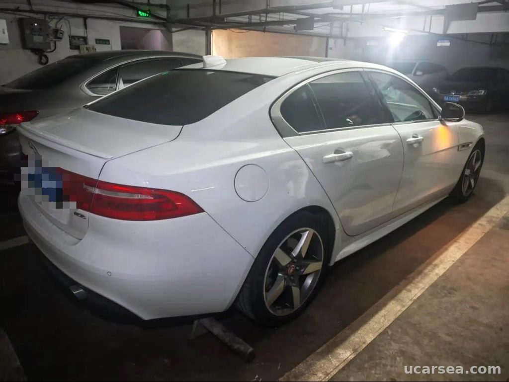 Jaguar XE 2018 XE R-SPORT 200PS Sport photo 2
