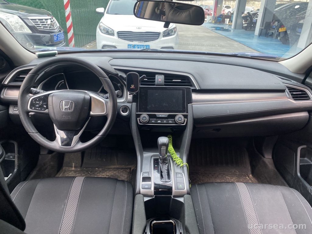Honda Civic 2019 220TURBO photo 7