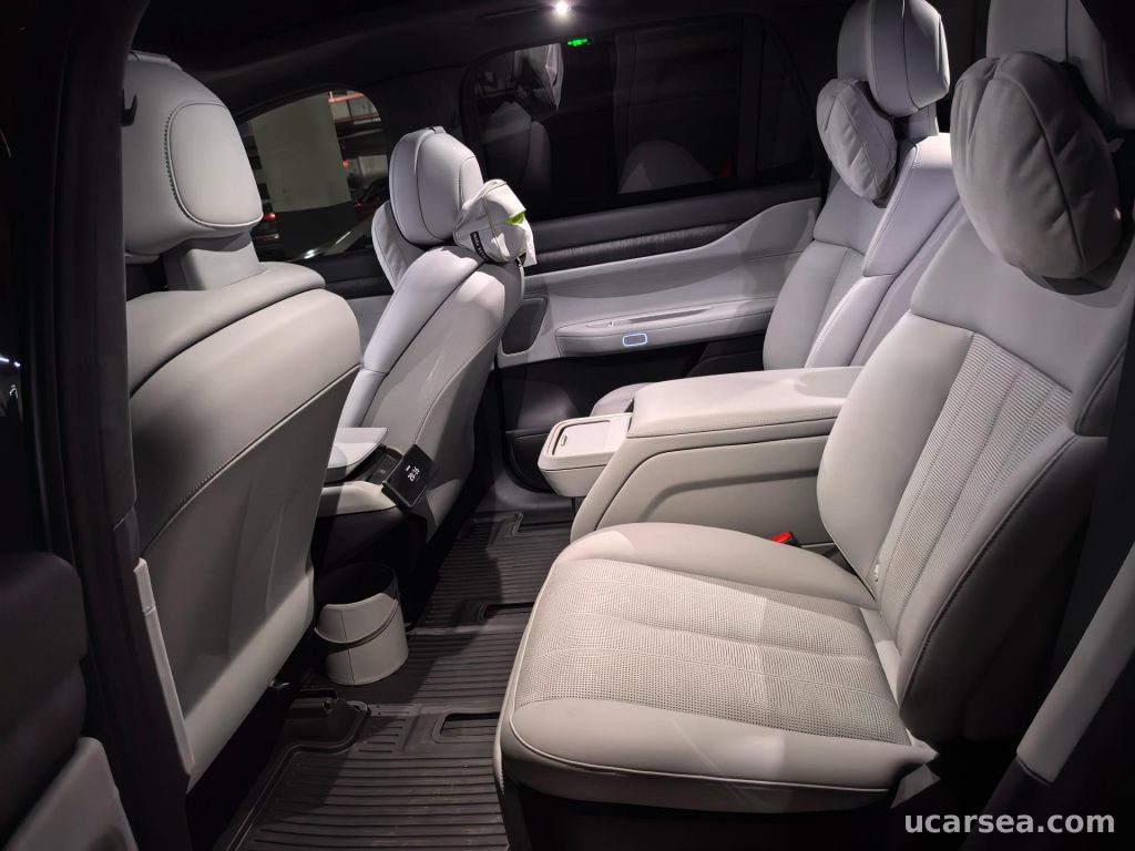 NIO ES8 2023 100kWh photo 9