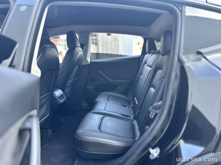 Tesla Model Y 2022 photo 2