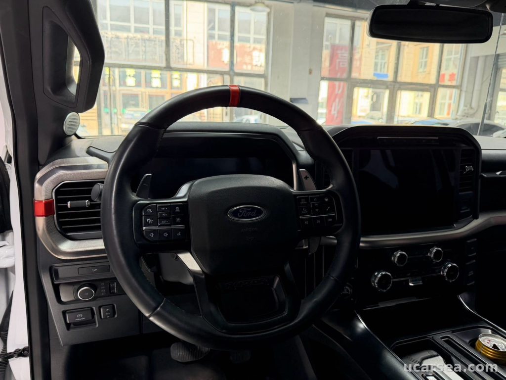 Ford 2023 F-150 photo 9