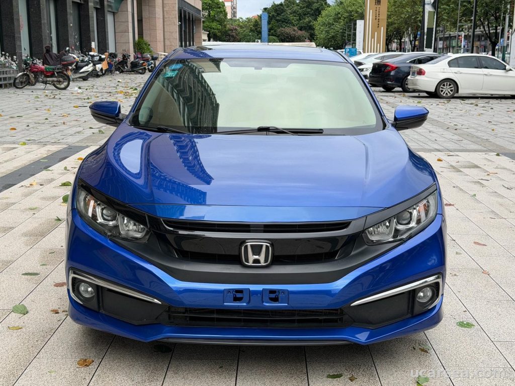 Honda Civic 2019 220TURBO photo 1