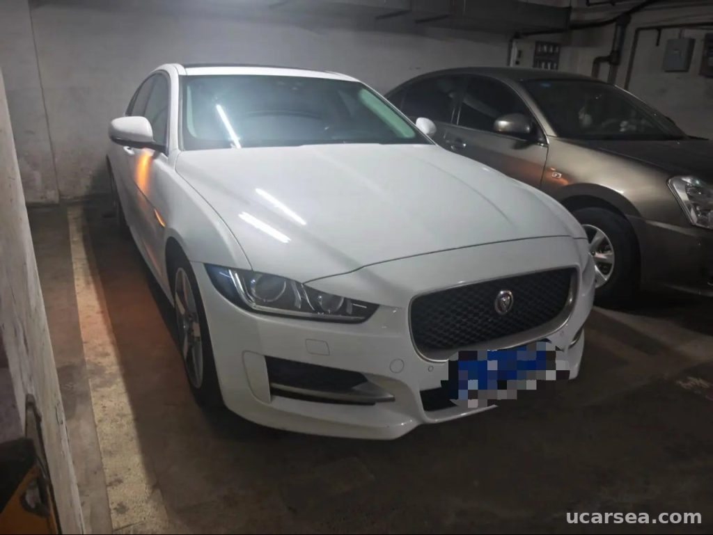 Jaguar XE 2018 XE R-SPORT 200PS Sport photo 1