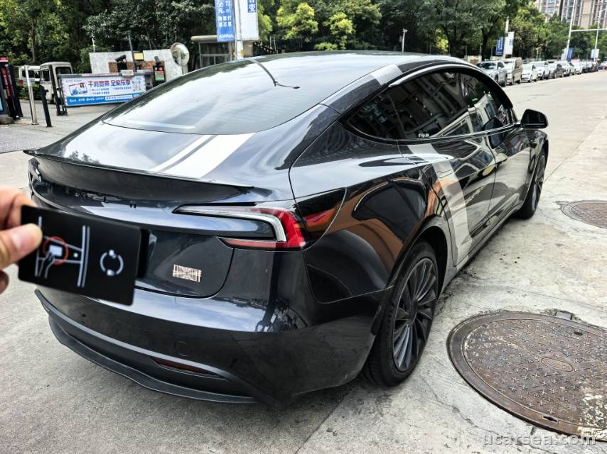 Tesla Model 3 2023 photo 6