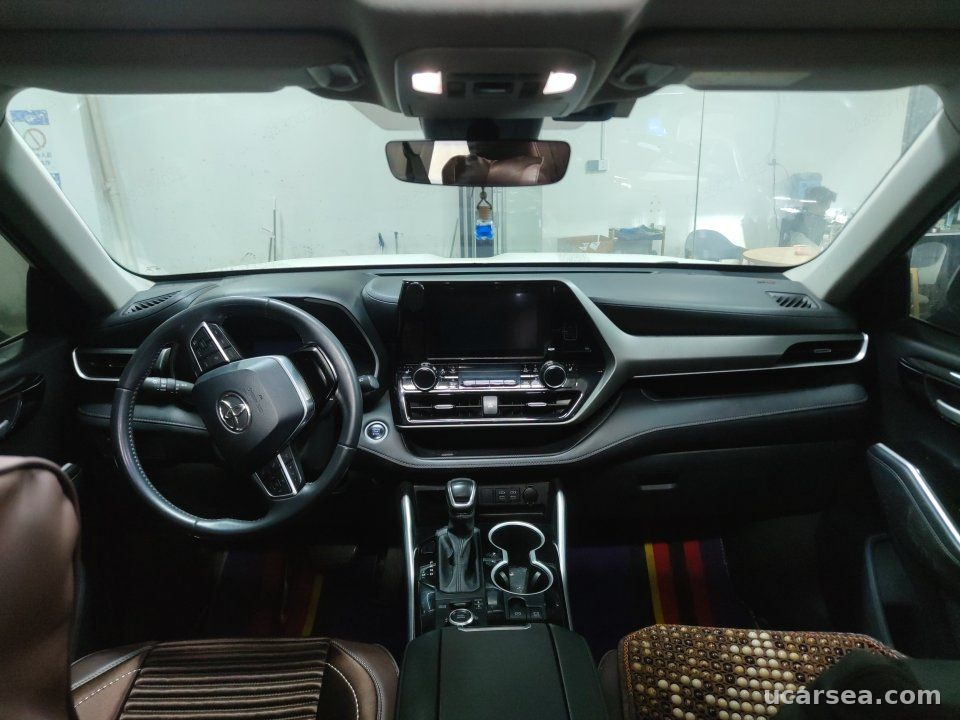 Toyota Highlander 2022 380T 7 photo 2