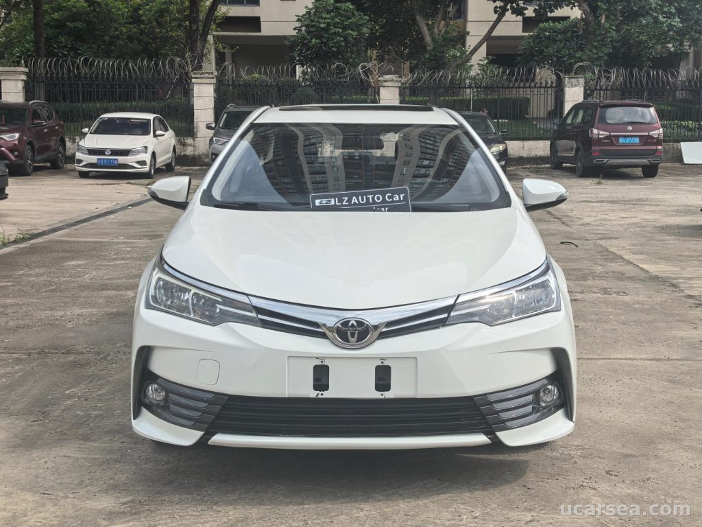 Toyota Corolla 2018 GL-i photo 1