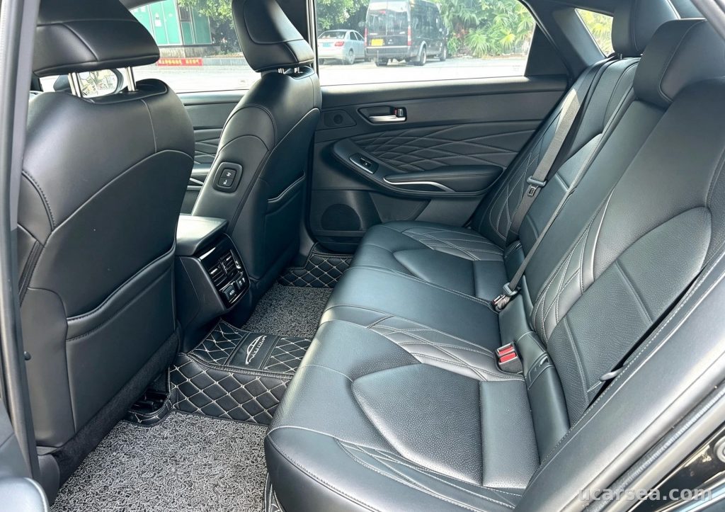 Toyota Avalon 2019 Touring Premium photo 5