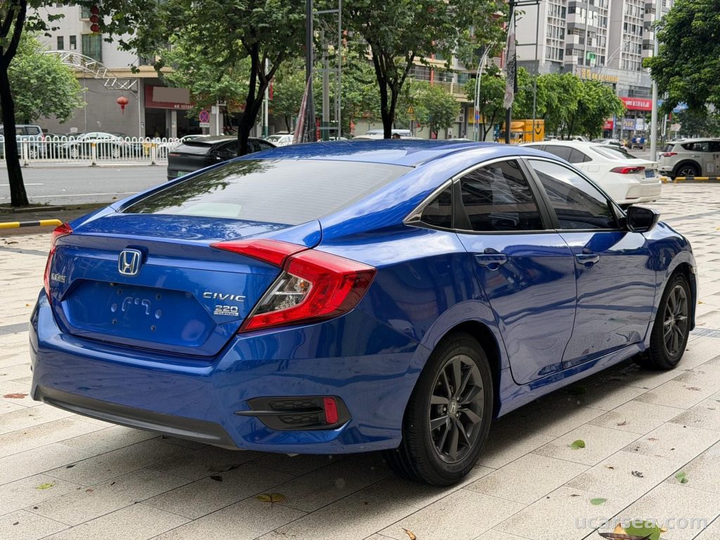 Honda Civic 2019 220TURBO photo 7