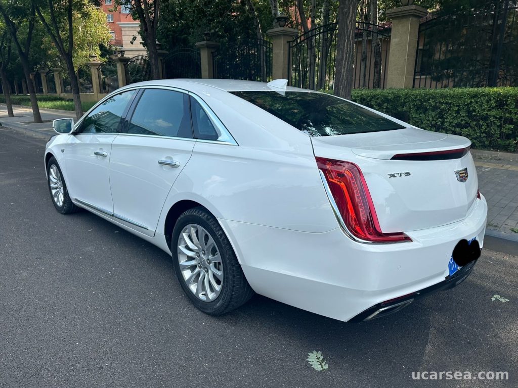 Cadillac XTS 2018 28T photo 3