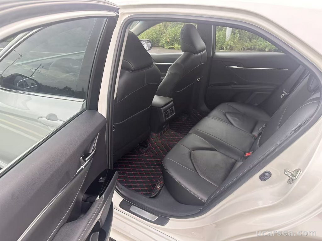 Toyota Camry 2019 2.0S photo 4