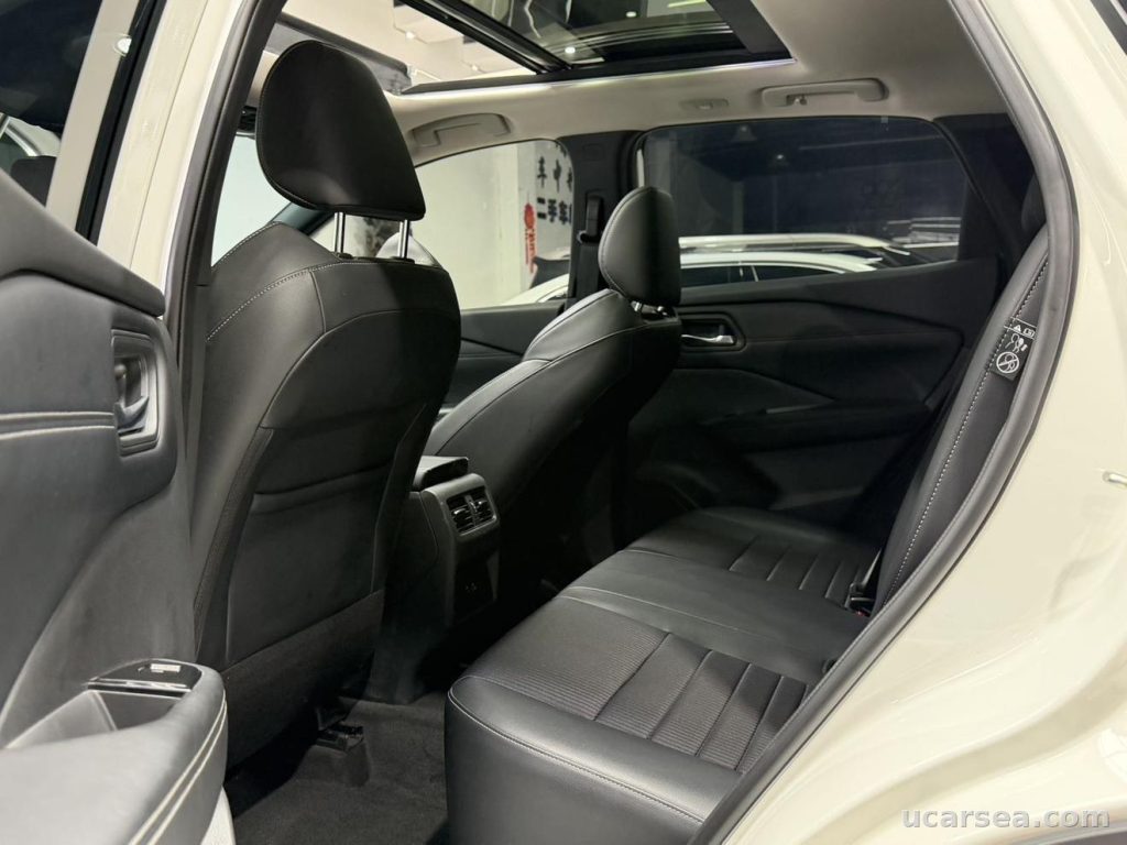 Nissan Qashqai 2023 Luxury photo 8