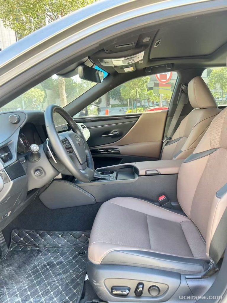 Lexus ES 2023 ES200 photo 4