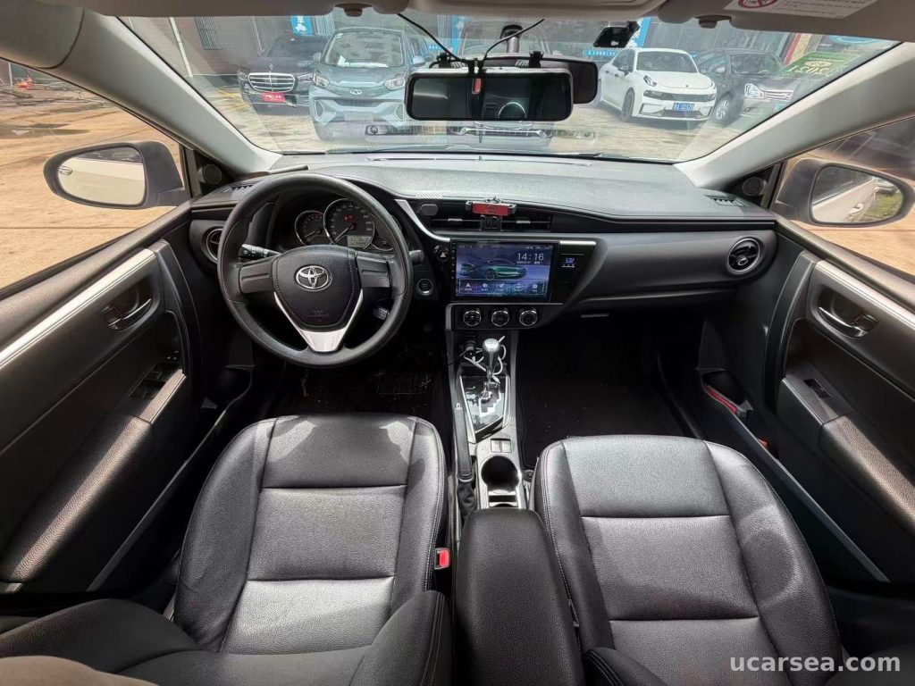 Toyota Corolla 2018 GL photo 2