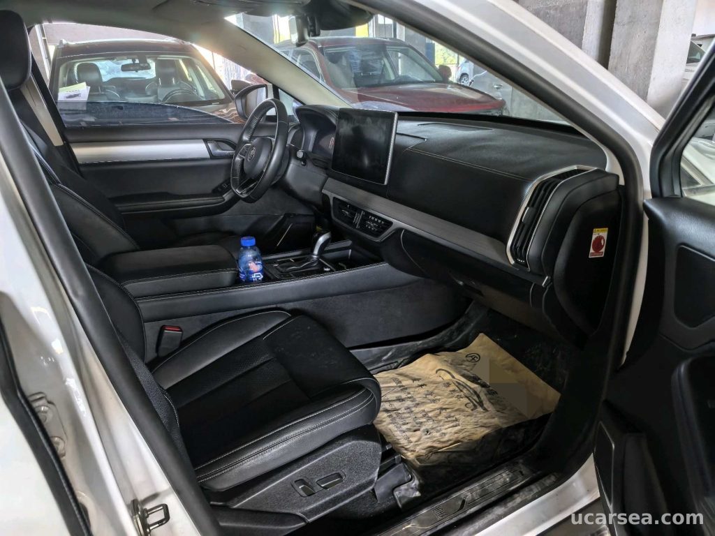 BYD Tang 2018 7 photo 5